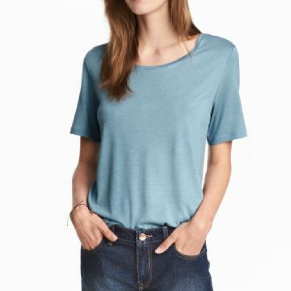 H&M Women's Blue Short Sleeve Shirt